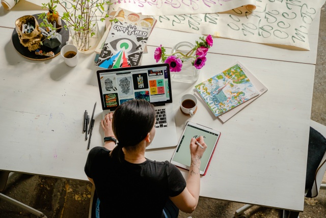 graphic designer chatgpt jobs